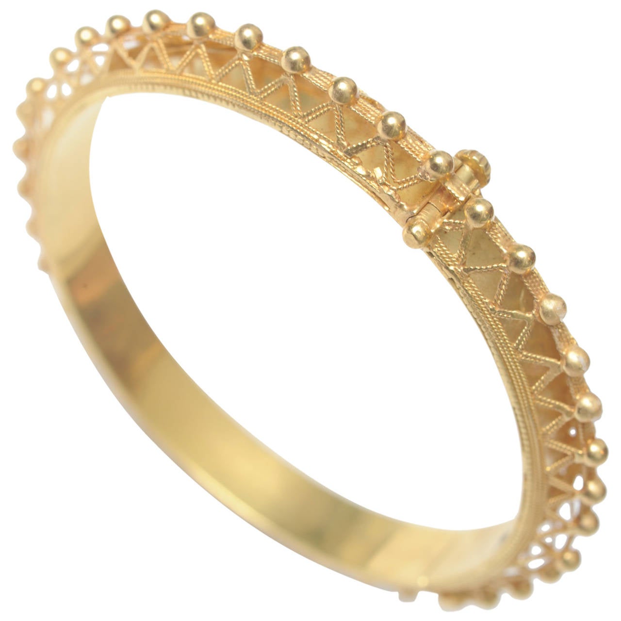22K Gold Bangle Bracelet with Fine Granulation Work circa 1970s Etruscan Revival