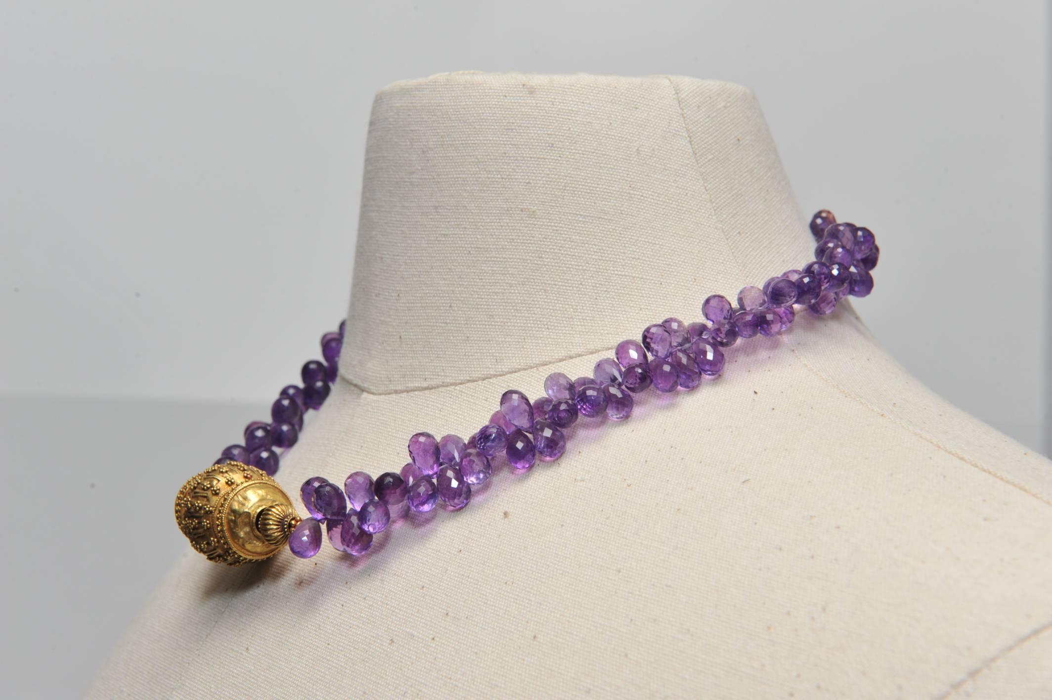 Faceted Amethyst Briolettes with 22 Karat Gold Centerpiece Bead In Excellent Condition In Nantucket, MA