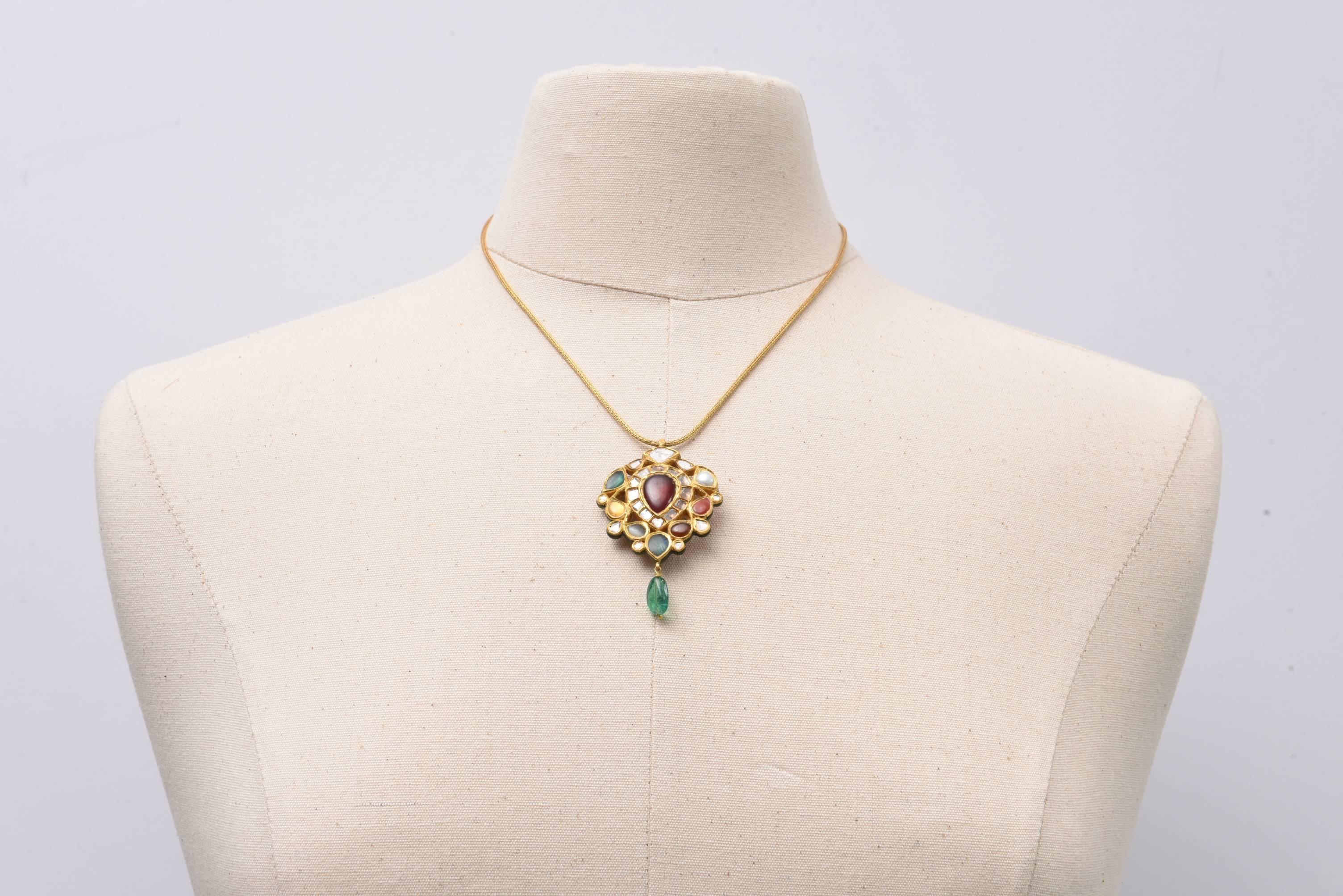 Magnificent Reversible Indian Nava Ratna Gold Pendant Necklace  In Excellent Condition In Nantucket, MA