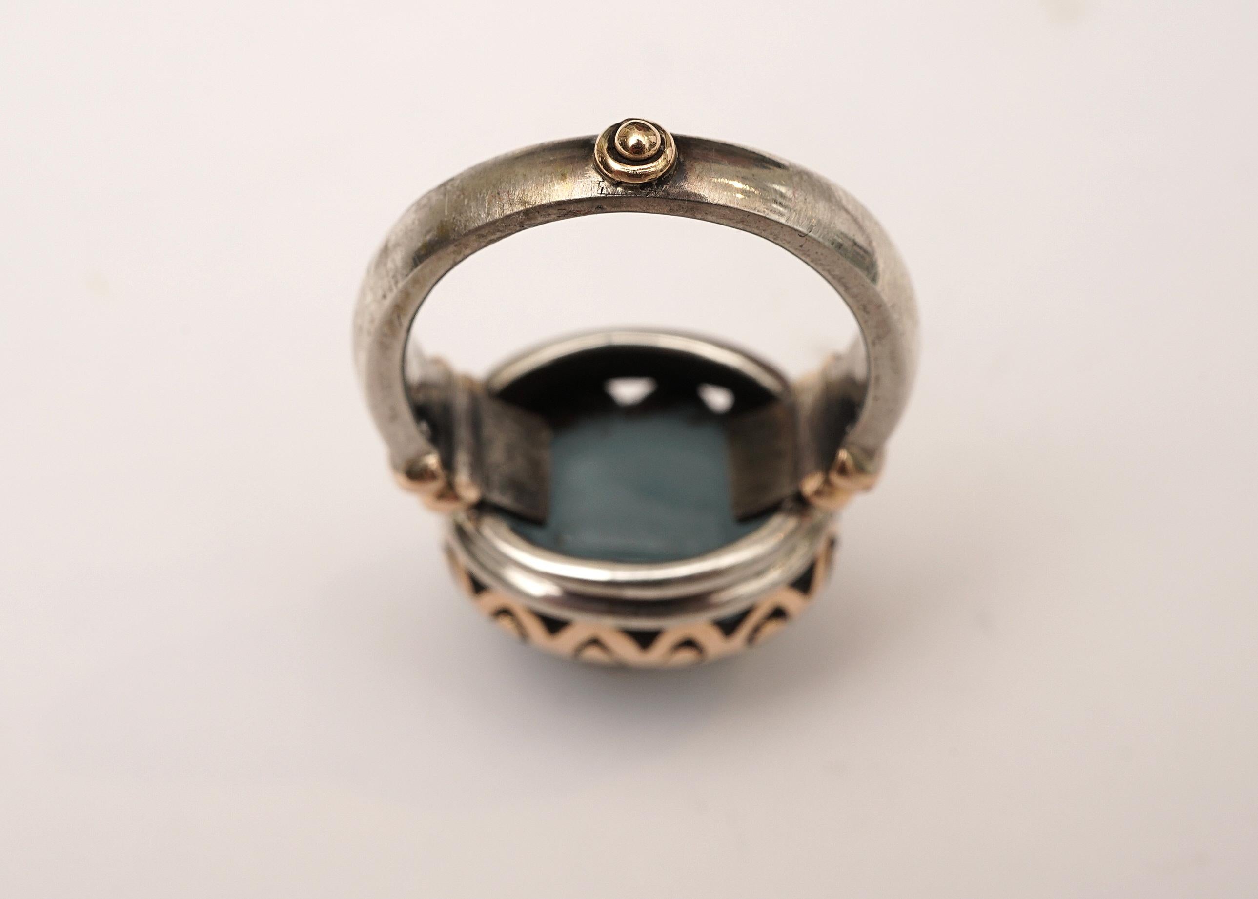 Aquamarine Ring in 18 Karat Gold and Sterling Silver In Excellent Condition In Nantucket, MA
