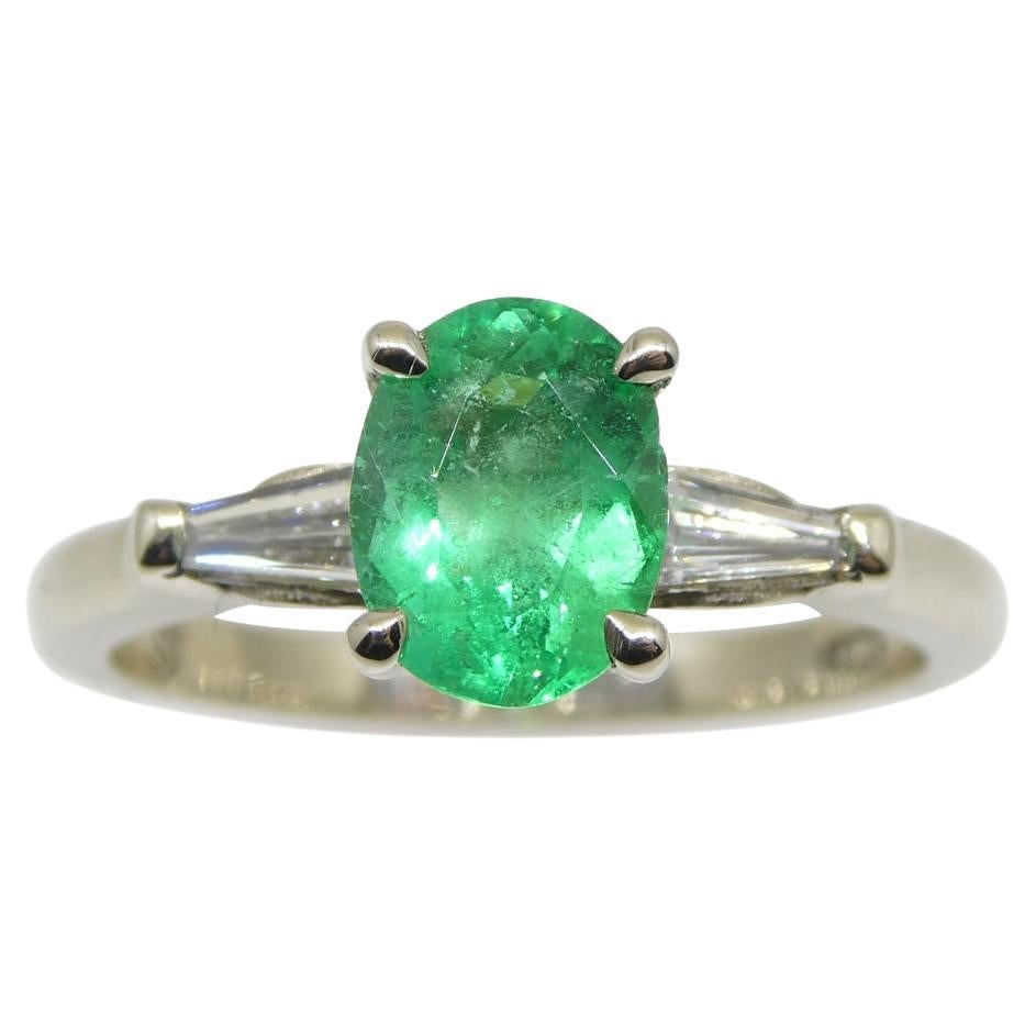 0.94ct Colombian Emerald & 0.18ct Diamond Ring in 18k White Gold with Certificat For Sale