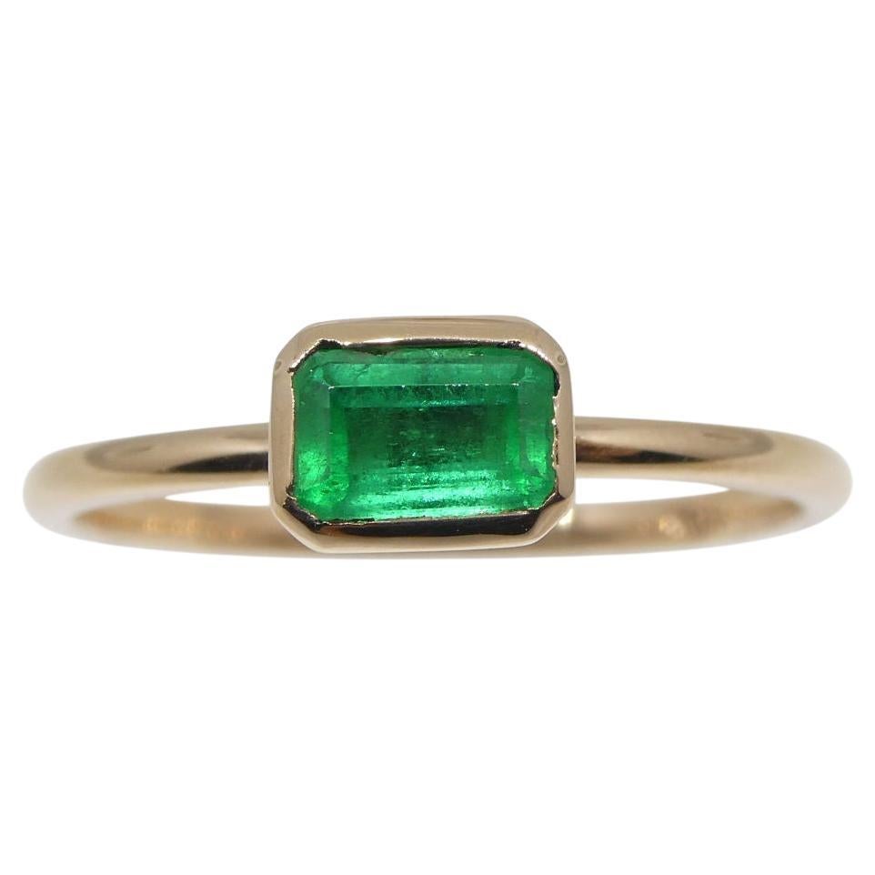 Colombian Emerald Stacker Ring set in 10kt Pink/Rose Gold For Sale