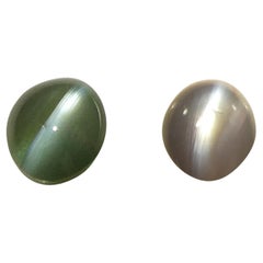 0.64ct Oval Cabochon Yellowish Green to Pink-Purple Cat's Eye Alexandrite from I