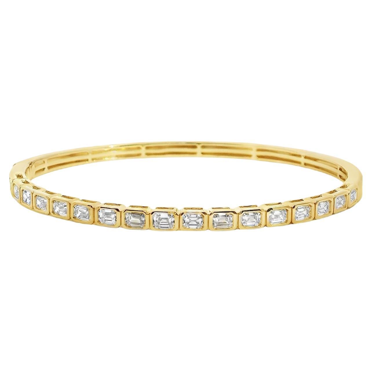 1.94 Carat Bezel Set Emerald Cut Diamond Bangle Bracelet 18K Yellow Gold