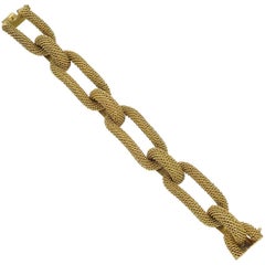 Large Textured Yellow Gold Link Bracelet 6