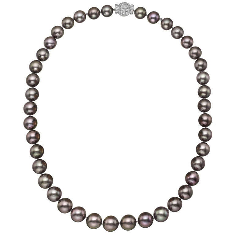 Tahitian Pearl Necklace with Pavé Diamond Clasp