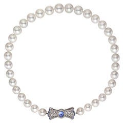 South Sea Pearl Necklace with Gem-Set Bow Clasp 12