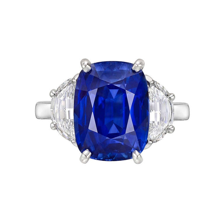 Harry Winston 6.49 Carat Sapphire & Diamond Ring