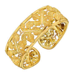 Buccellati Gold Oak Leaf Cuff Bracelet