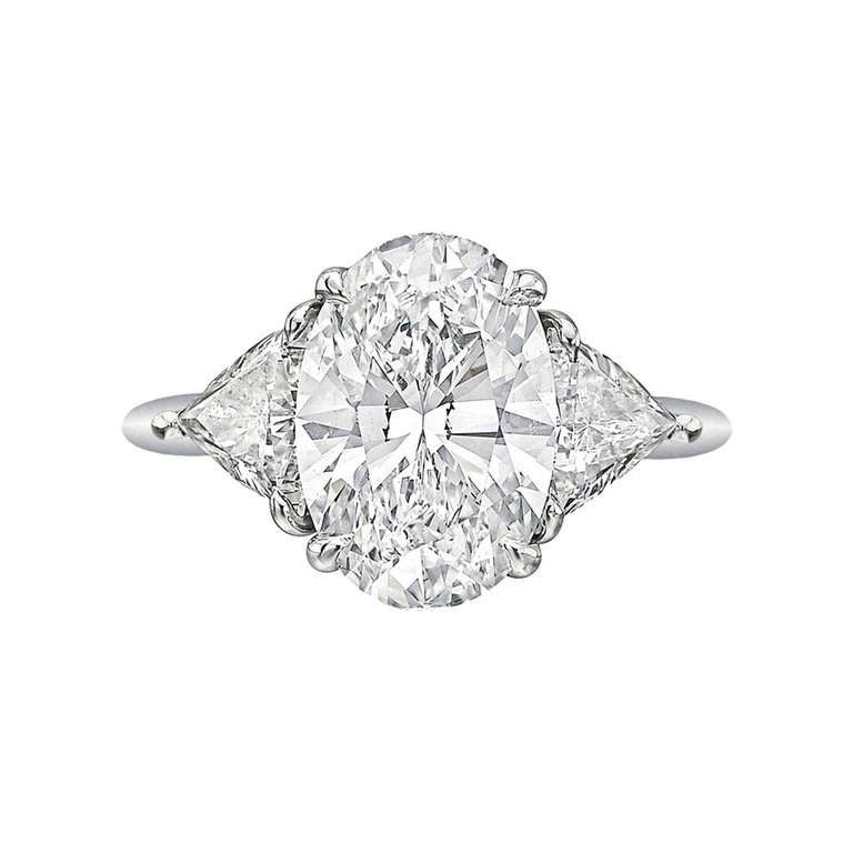 Tiffany & Co. 3,09 Karat Diamant-Verlobungsring mit Ovalschliff