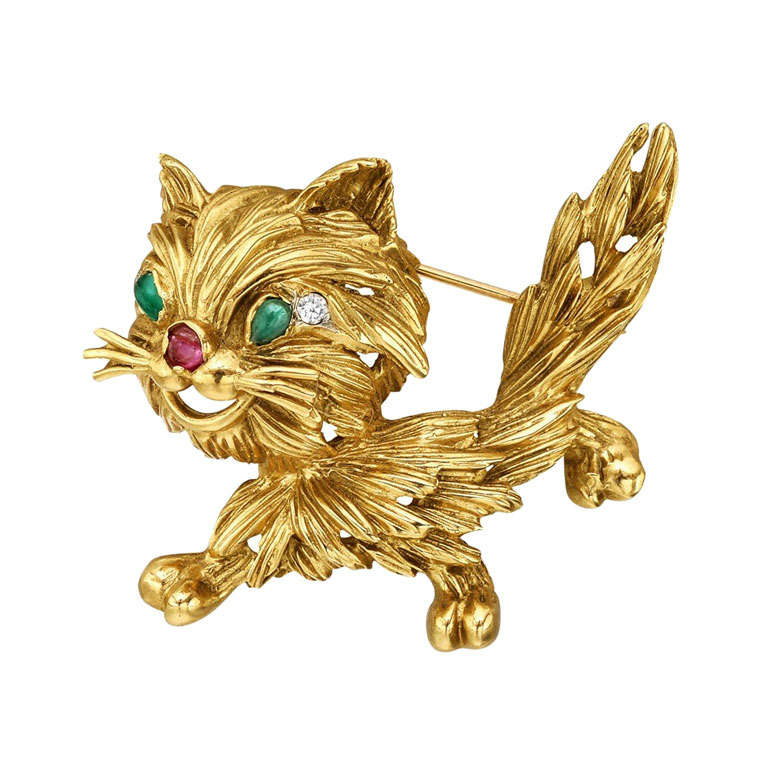 Van Cleef 
Arpels Gold 
Gem-Set Cat Pin