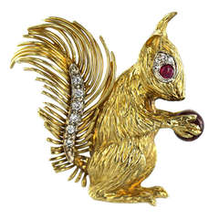 Vintage Kutchinsky Gold & Gem-Set Squirrel Pin
