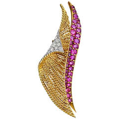 Sterle Ruby Diamond Double Feuille Pin
