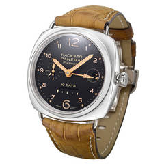 Panerai Platinum Radiomir 10-Days GMT PAM 495 Wristwatch with Date