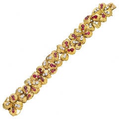 Van Cleef & Arpels Ruby Gold Diamond Foliate Link Bracelet