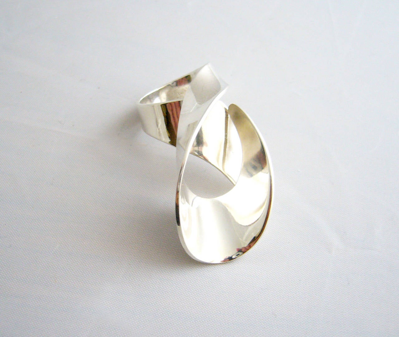 Paula Haivaoja Sterling Silver Modernist Ring In Excellent Condition In Palm Springs, CA