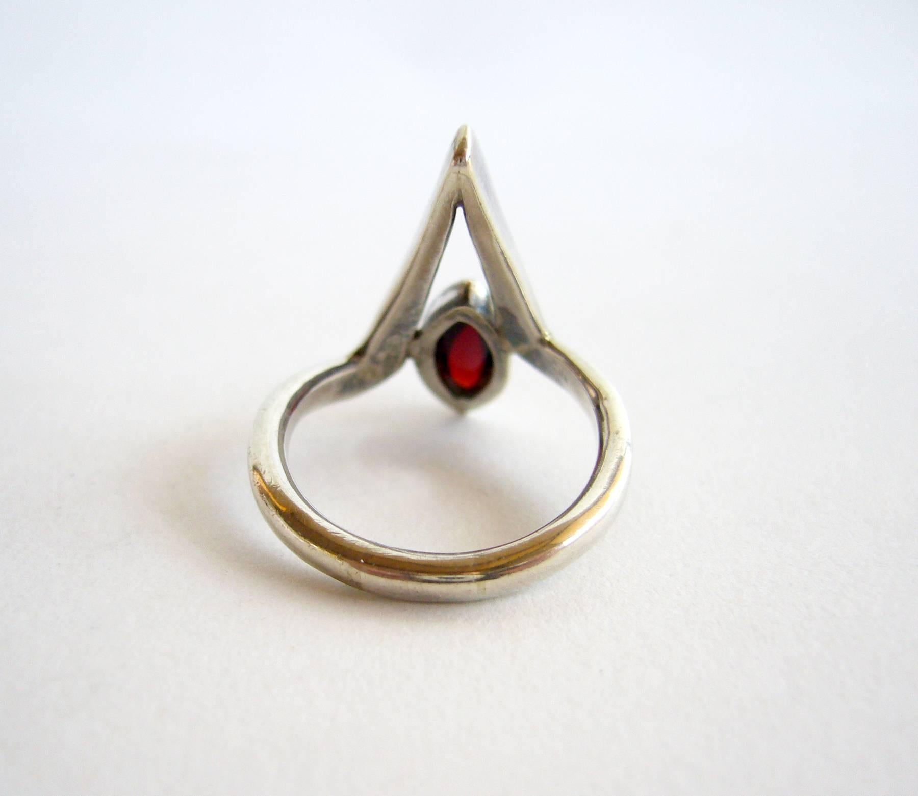 Jack Nutting Garnet Sterling Silver California Modernist Ring In Good Condition In Palm Springs, CA