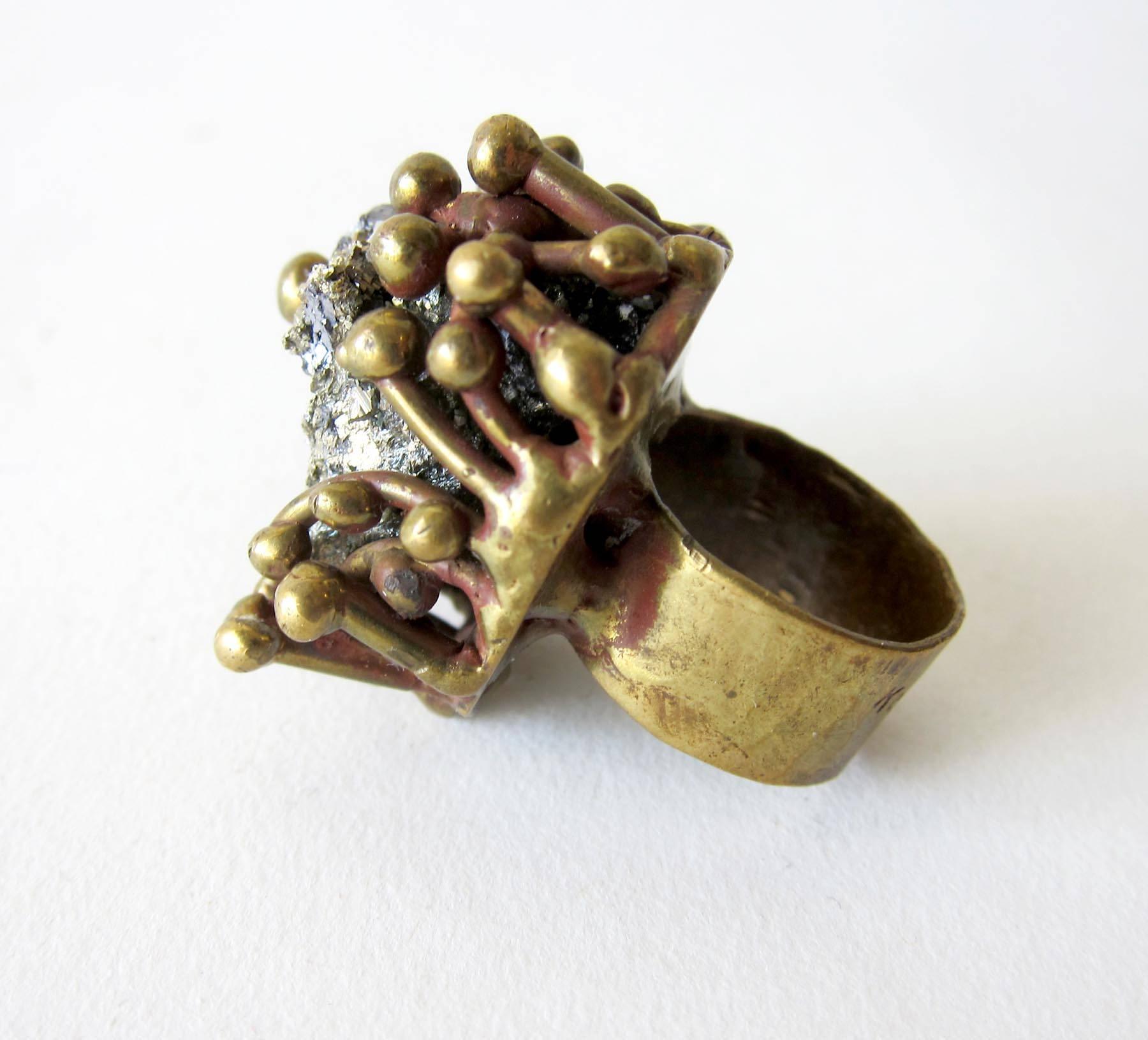 Moderniste Pal Kepenyes Pyrite Bronze Bague Brutalist