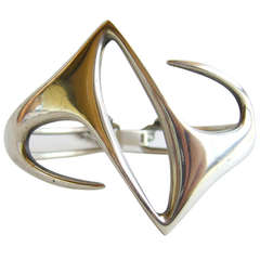 iRVIN and BONNIE BURKEE Abstract Modernist Sterling Bracelet
