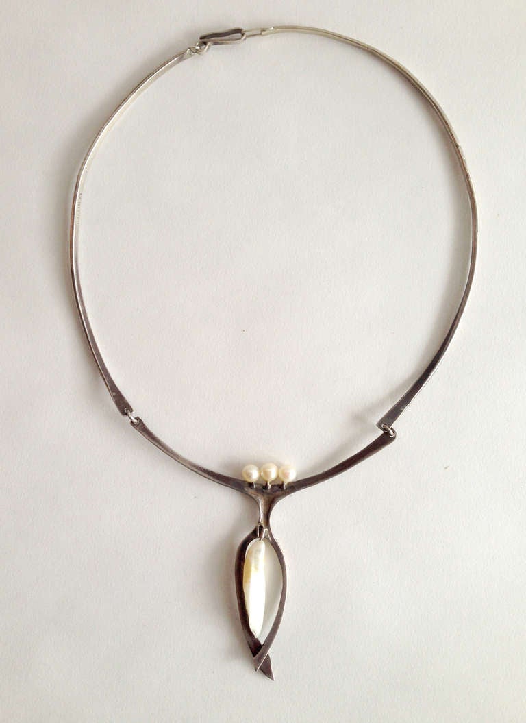 Esther Lewittes Pearl Sterling Necklace In Excellent Condition In Palm Springs, CA