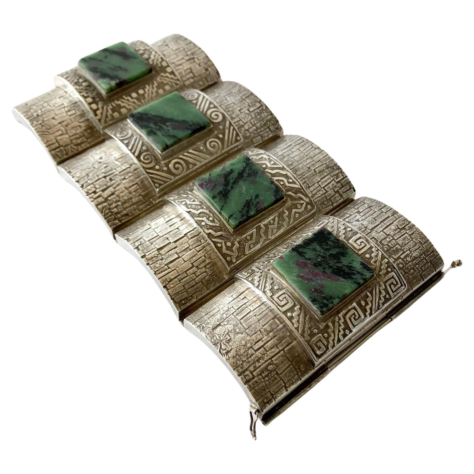 Graziella Laffi Peruanisches modernistisches Manschettenarmband aus Sterlingsilber mit grünem Quarz (Kunsthandwerker*in) im Angebot