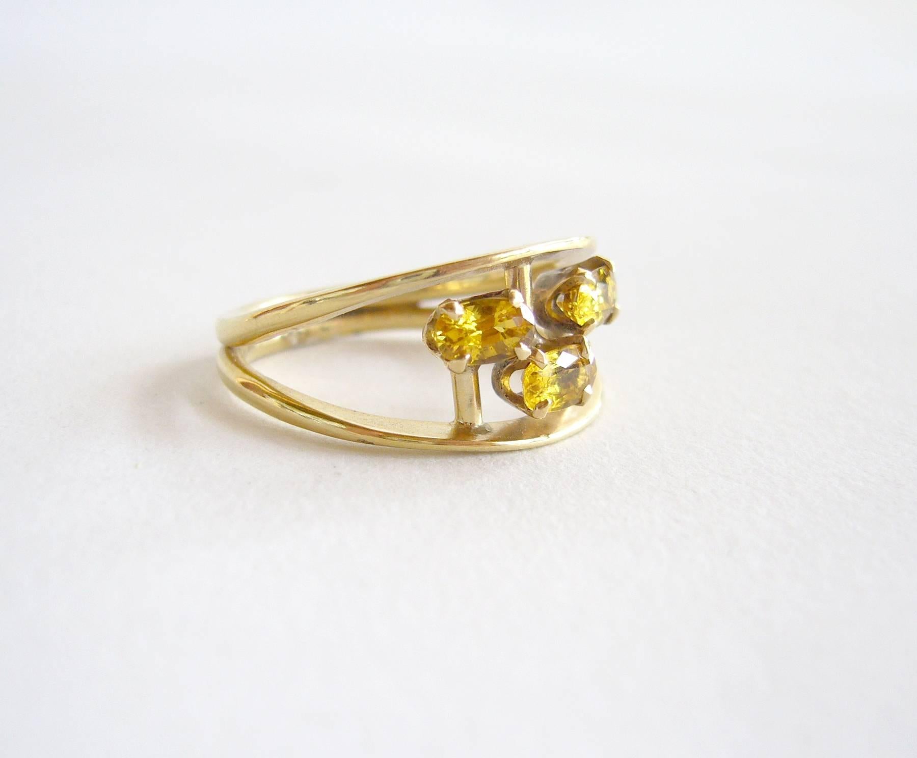 Jack Nutting Yellow Sapphire Gold Modernist Ring In Excellent Condition In Palm Springs, CA