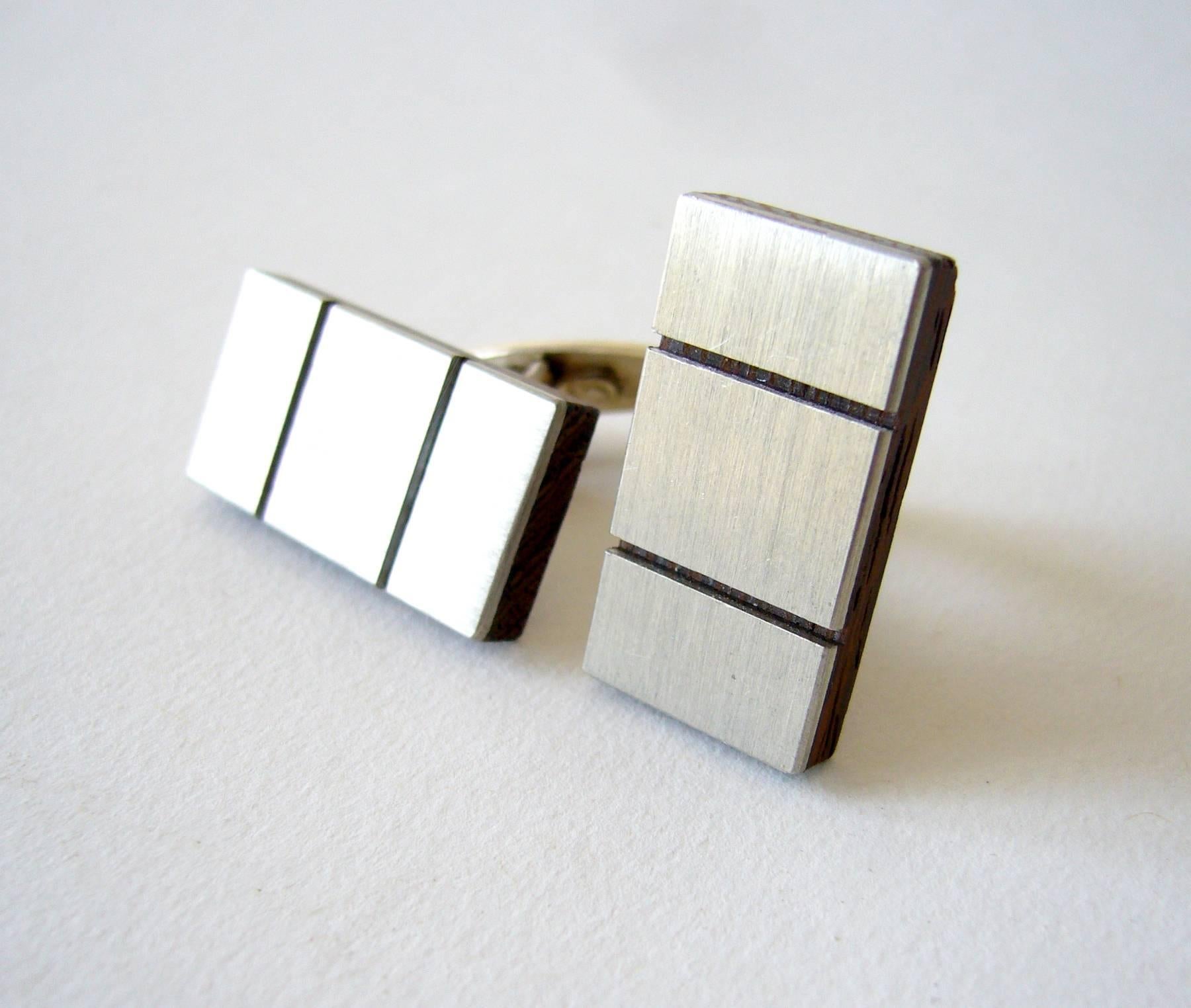American Modernist Exotic Wood Brushed Sterling Silver Cufflinks In Good Condition For Sale In Palm Springs, CA