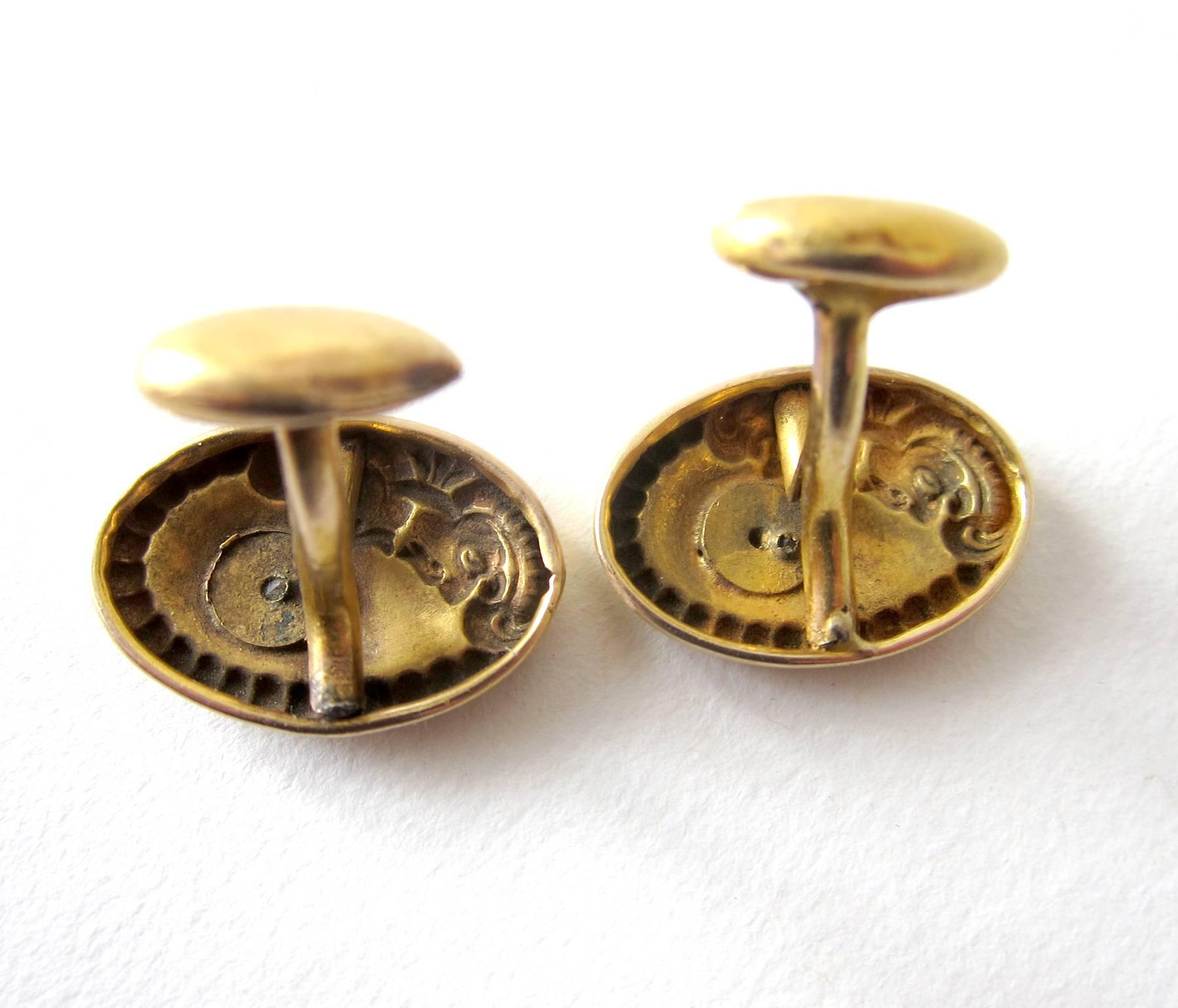 Victorian 10K gold and diamond cufflinks measuring 3/4