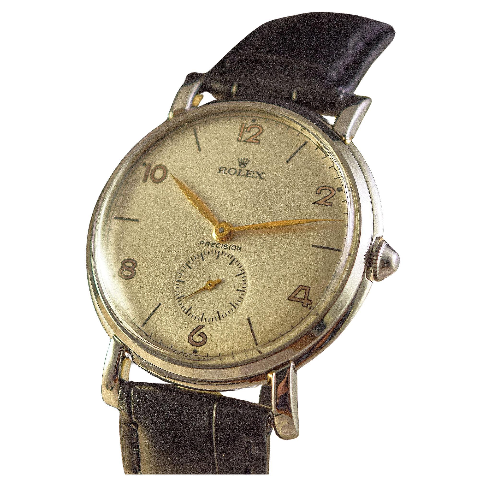 Rolex Ref 4224
Very rare steel cased oversize-Jumbo-Rolex watch
with beautiful unusual lugs.1950's
Tear drop lugs
This watch is a Collectors dream.
Original winder-associated original Rolex steel buckle.
We have fitted a real leather strap as the