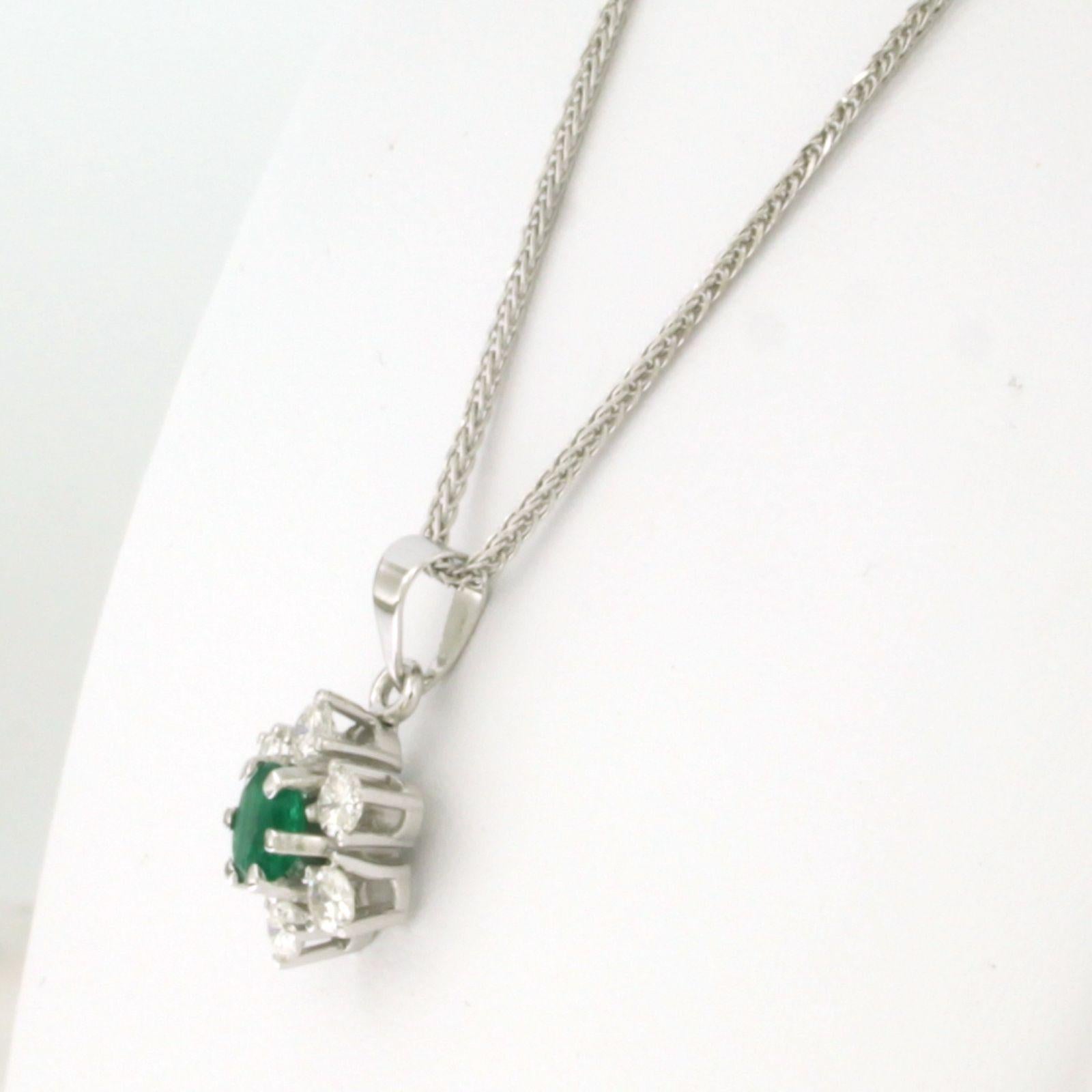 Collier et pendentif avec émeraude et diamant taille brillant jusqu'à 0,60ct or 14k Excellent état - En vente à The Hague, ZH