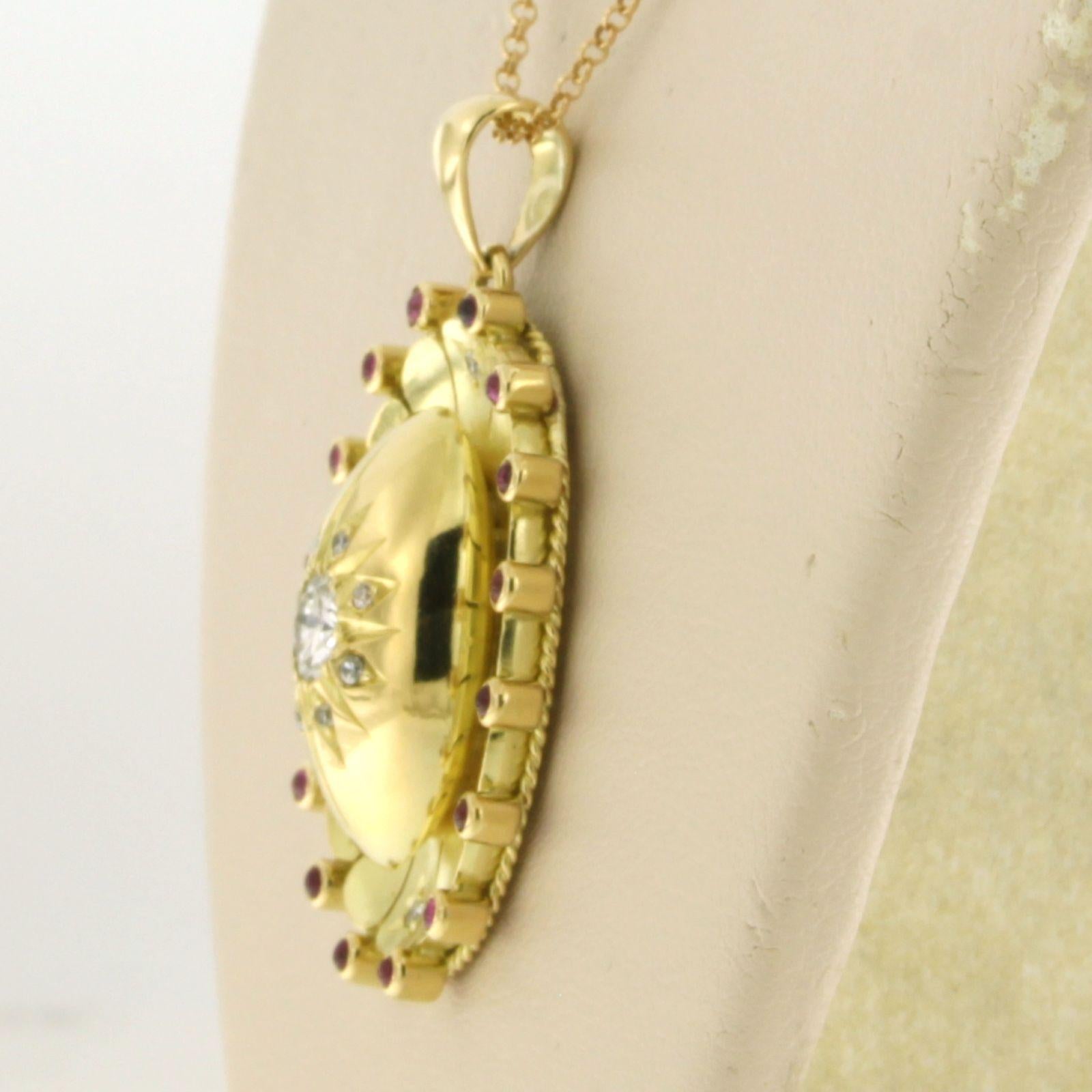 Collier et pendentif en or jaune 18 carats avec rubis et diamants taille européenne/single Pour femmes en vente
