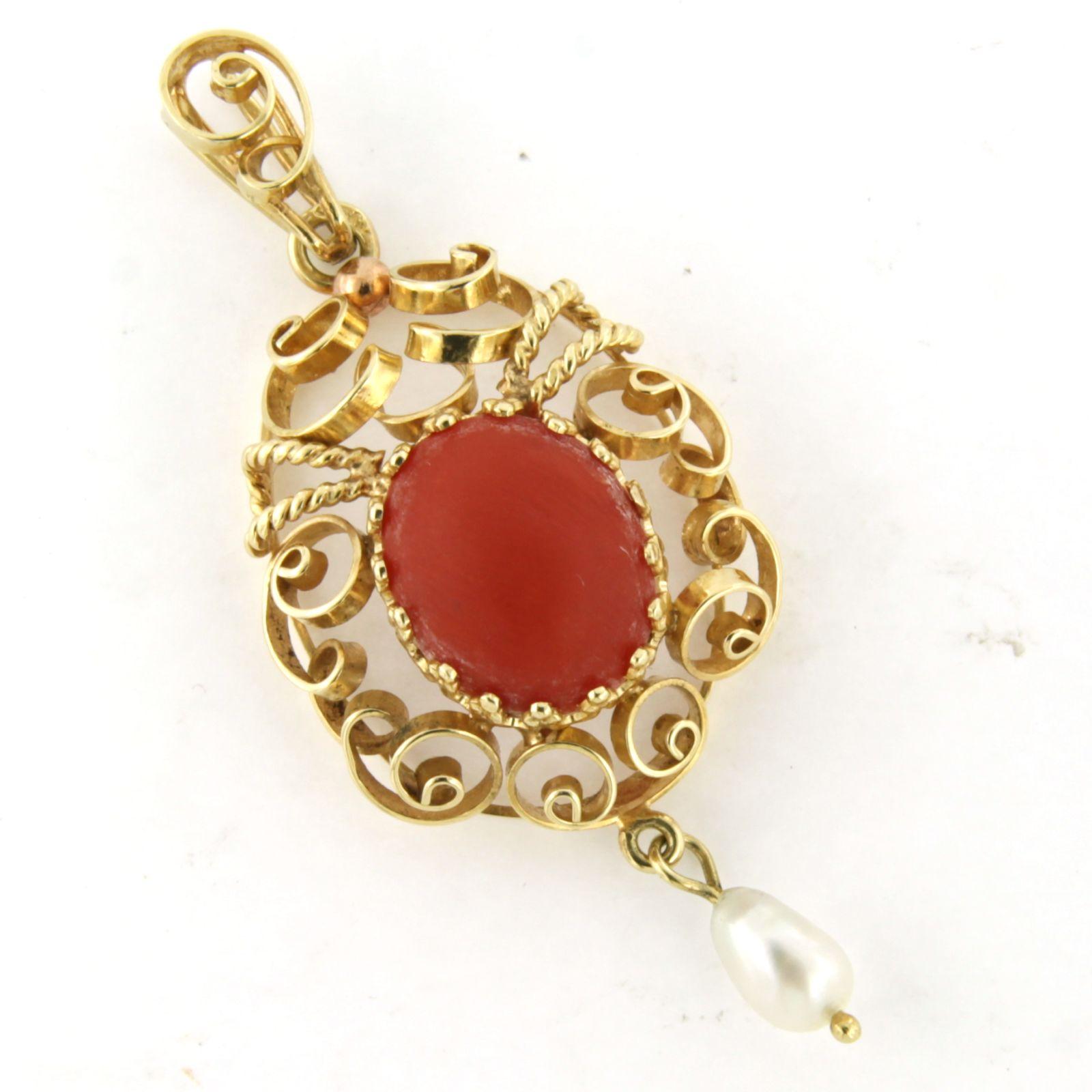 Pendentif Victorien avec corail et perle 4.0 grammes 14k or jaune Pour femmes en vente
