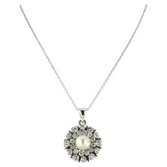 Necklace and pendant with pearl and brilliant cut diamonds up to 1.85ct 14k gold
