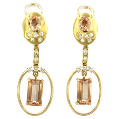 Ohrringe mit Morganit bis zu 6,50 ct und Diamant bis zu 0,30 ct, 18-karätiges Gold, 13,2 Gramm