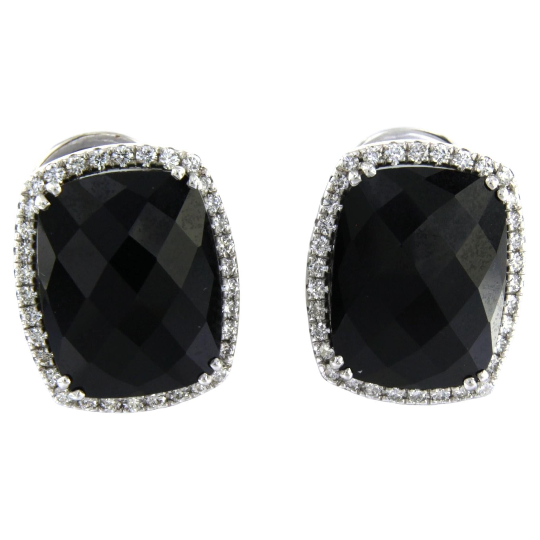 Pendientes con granate y diamantes de talla brillante de hasta 0,85 ct, oro de 14k, 17,4 gramos