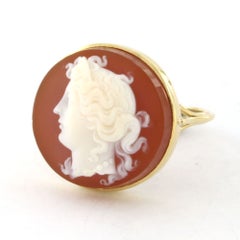 Victorian ring with cameo 14k gold 5.6 grams