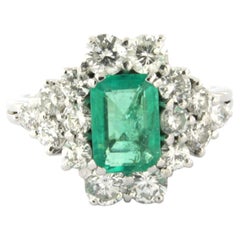 Ring with emerald up to 1.65ct and brilliant cut diamonds up to 2.00ct 18k gold