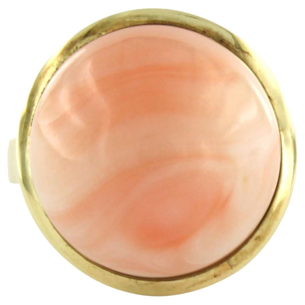 Cocktail ring with coral 14k gold 10.1 grams