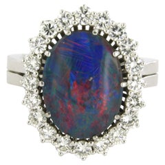 Bague Carl F. Bucherer avec opale et diamants taille brillant d'un poids total allant jusqu'à 1,50 ct, en or 18 carats