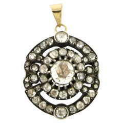 Colgante VICTORIANO con diamantes de talla rosa de hasta 2,40 ct, 7,8 gramos, oro de 14k y plata