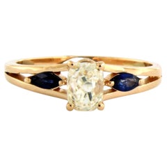 Dreisteinring mit Saphir und Diamant im alten Minenschliff bis zu 1,03 Karat 18k Gold