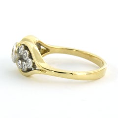 Ring with brilliant cut diamonds up to 0.30ct 3.9 grams 18k gold