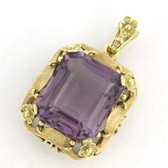 Victorian Pendant with amethyst up to 15.00ct 14k gold 10.5 grams