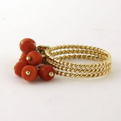 Cocktail Ring with coral beads 14k yellow gold 5.1 grams