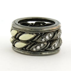 Maria Garcia Cassetti 18k gold Black Rhodium Band Ring, 0.32ct Diamonds
