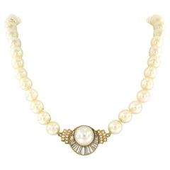 Collar de perlas con diamantes de hasta 2,00 ct, en oro de 18 k y plata