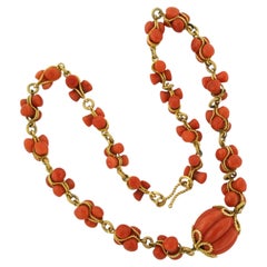 Necklace with coral - 18k gold - 50.8 grams - 42 cm long