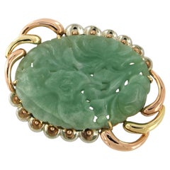 Broche antiguo de jade y oro de 14k, 30,6 gramos