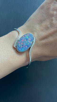 Prof. Rieling artdesign bracelet with opal and single cut diamonds 18k gold