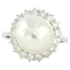 Cocktailring mit Southsea-Perle und Diamant im Brillantschliff bis zu 0,80 ct, 14-karätiges Gold